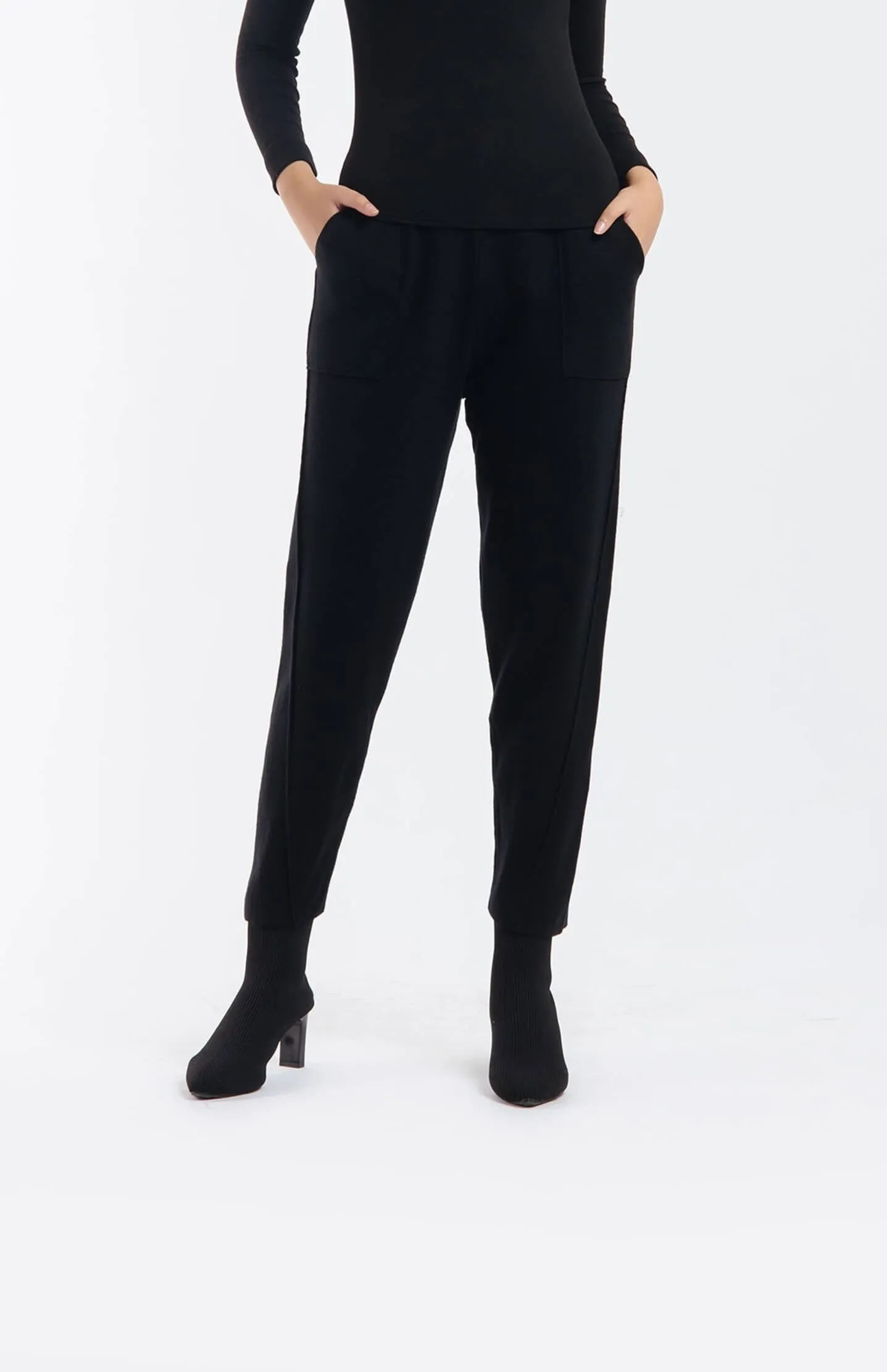 Black Knit Winter Relaxed Pants